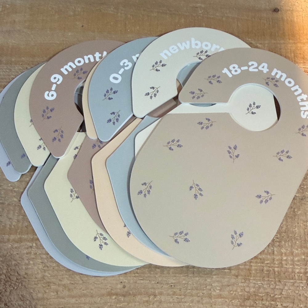 3 Sprouts Closet Dividers - blueberry print - Picture 1 of 3